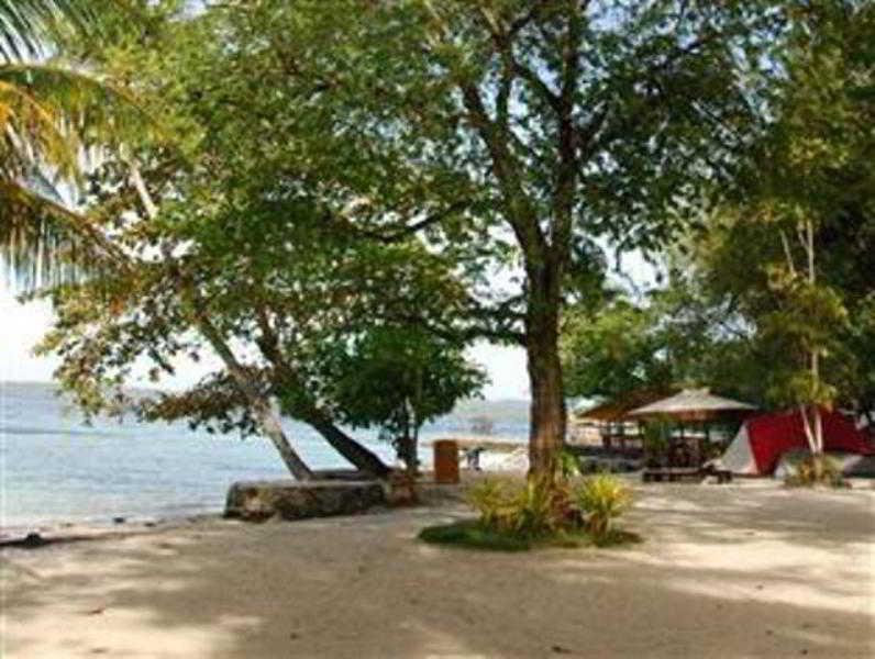 Tiki Beach Resort Davao Stadt Exterior foto