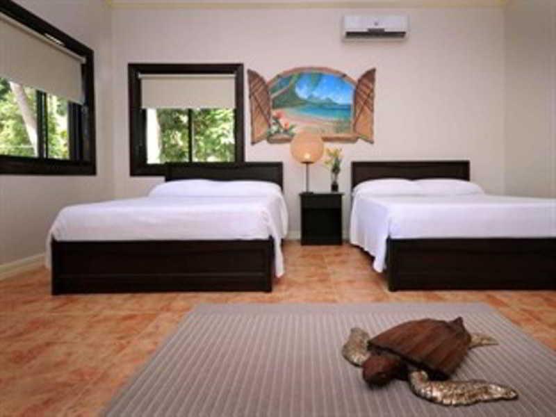 Tiki Beach Resort Davao Stadt Exterior foto